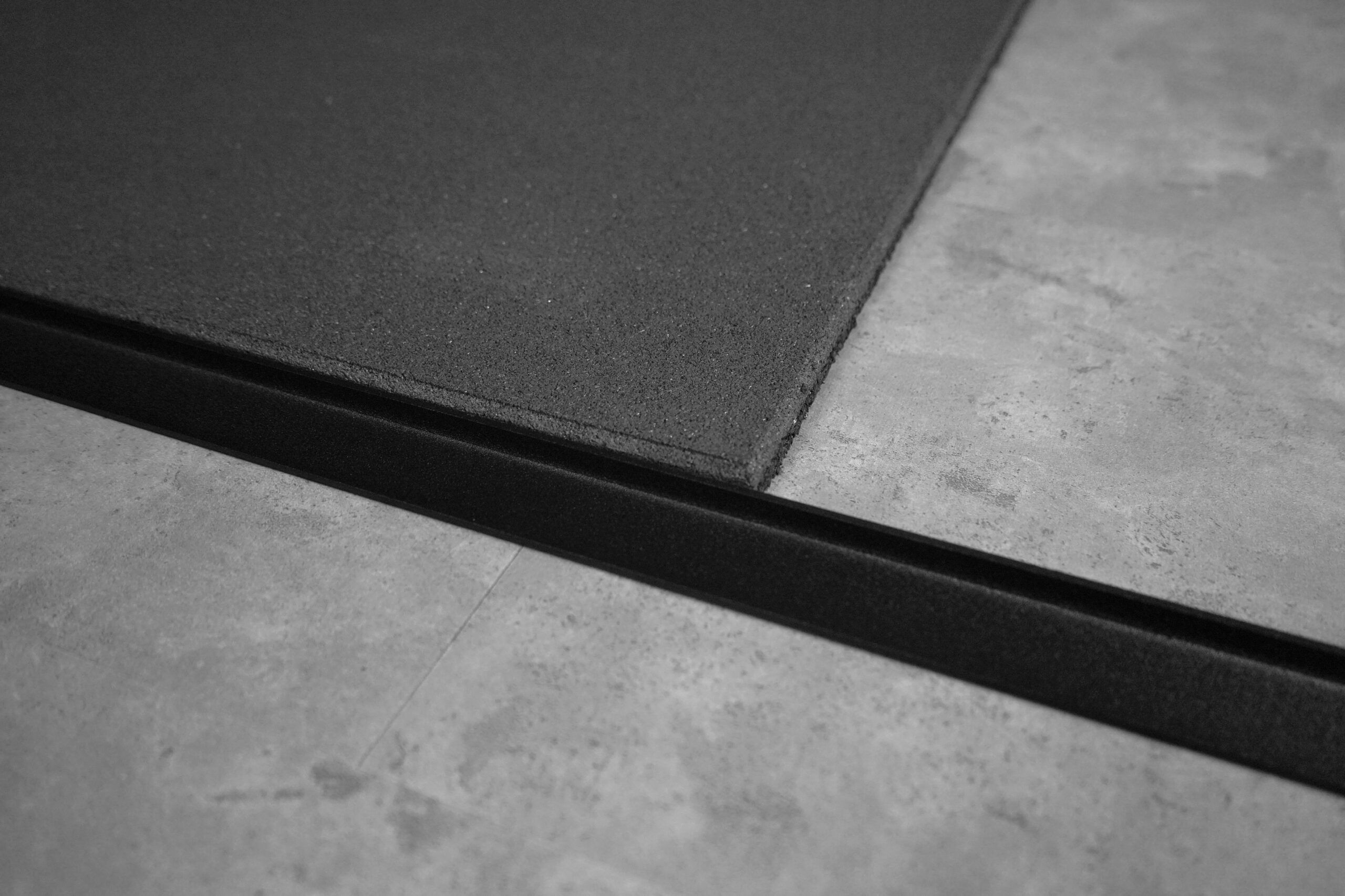 Kantliste til gummigulv - Stål Sort