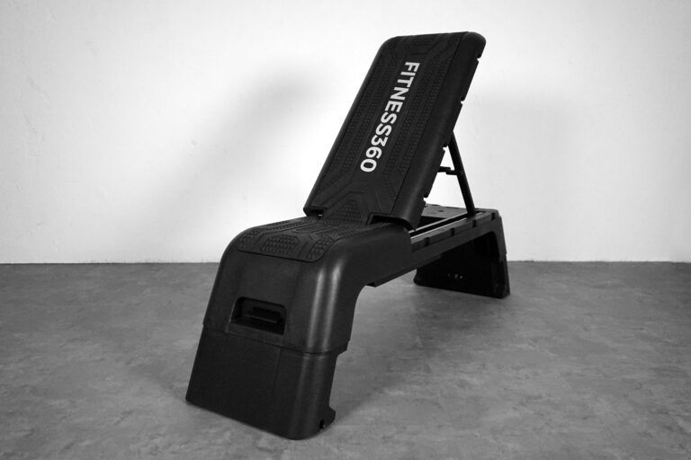 Justerbar step- og træningsbænk