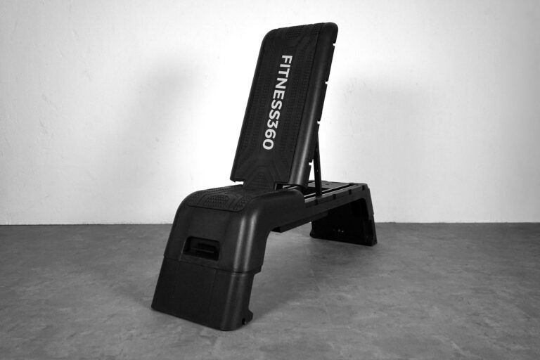 Justerbar step- og træningsbænk